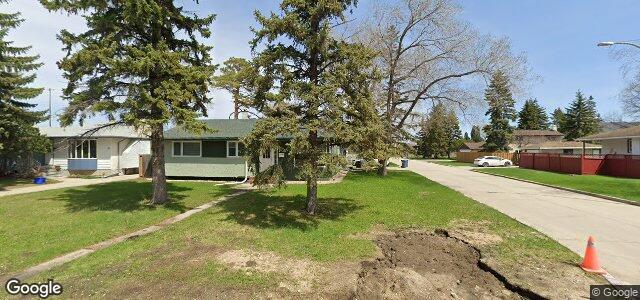 Larawan ng 32 Thatcher Drive sa Winnipeg, Manitoba
