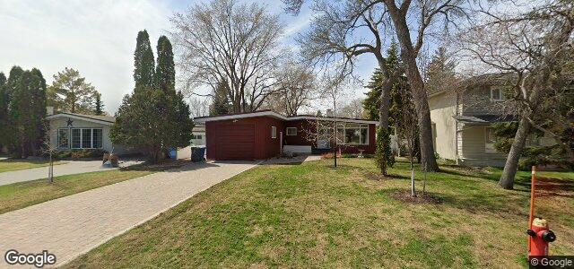 Larawan ng 51 Thatcher Drive sa Winnipeg, Manitoba