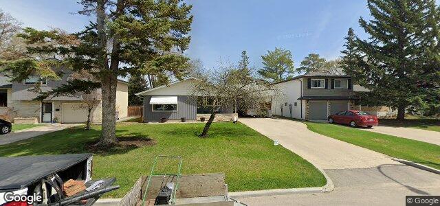 Larawan ng 54 Thatcher Drive sa Winnipeg, Manitoba