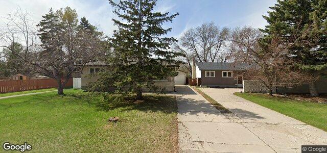Larawan ng 63 Thatcher Drive sa Winnipeg, Manitoba