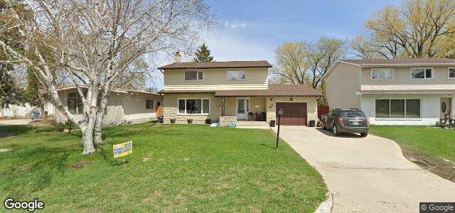Photo of 64 Agassiz Drive in Winnipeg, Manitoba