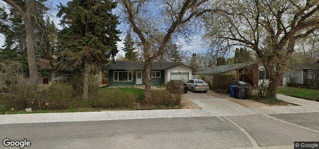 Larawan ng 68 University Crescent sa Winnipeg, Manitoba