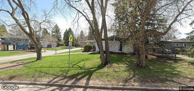 Larawan ng 87 Agassiz Drive sa Winnipeg, Manitoba