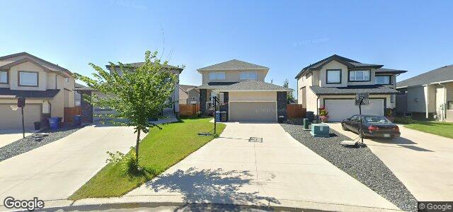 Larawan ng 102 Dana Crescent sa Winnipeg, Manitoba