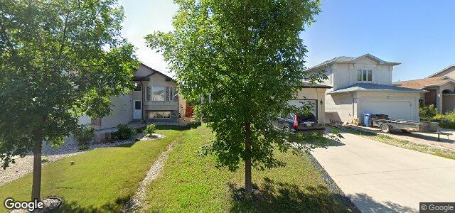 Larawan ng 12 Basel Avenue sa Winnipeg, Manitoba