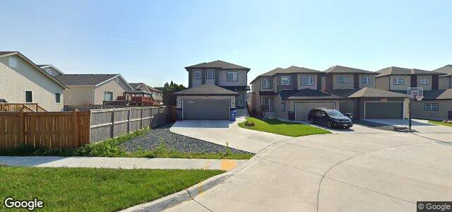 Larawan ng 1670 Templeton Avenue sa Winnipeg, Manitoba