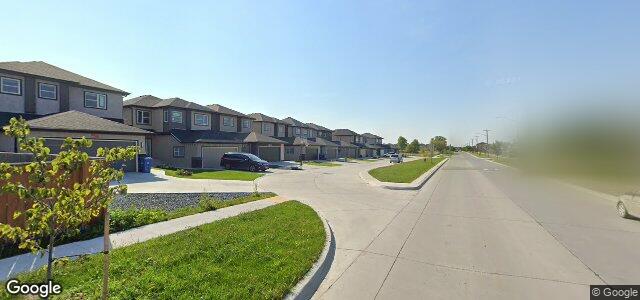 Larawan ng 1690 Templeton Avenue sa Winnipeg, Manitoba