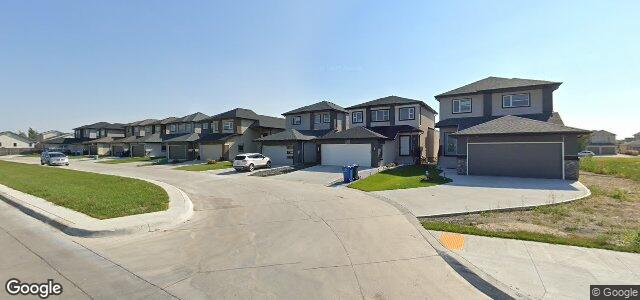 Larawan ng 1698 Templeton Avenue sa Winnipeg, Manitoba