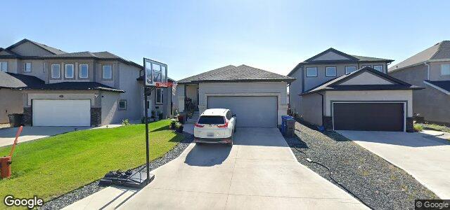 Larawan ng 1886 Templeton Avenue sa Winnipeg, Manitoba