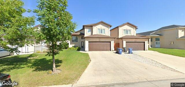 Photo of 19 Amber Trail in Winnipeg, Manitoba