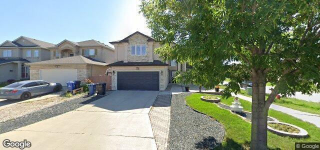 Larawan ng 207 Thorn Drive sa Winnipeg, Manitoba