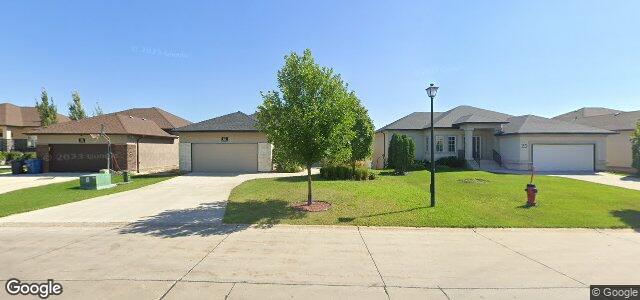 Larawan ng 27 Lakebourne Drive sa Winnipeg, Manitoba