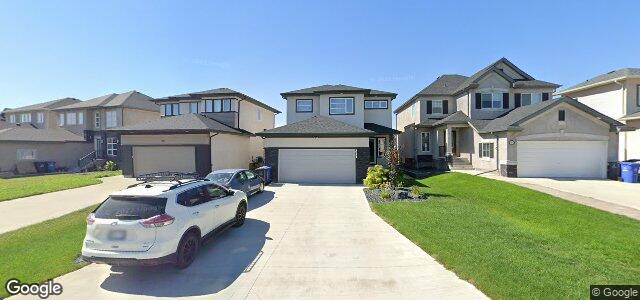 Larawan ng 311 Bitterfield Drive sa Winnipeg, Manitoba