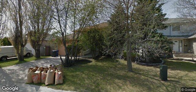 Larawan ng 32 Ambergate Drive sa Winnipeg, Manitoba