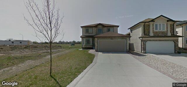 Larawan ng 4 Basel Avenue sa Winnipeg, Manitoba