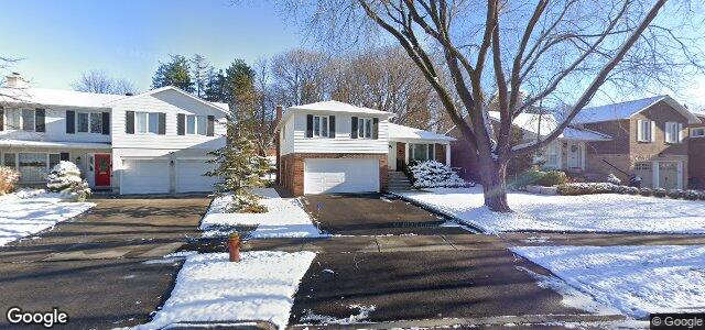 Larawan ng 52 Silkwood Crescent sa Winnipeg, Manitoba