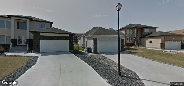 Larawan ng 68 Innsbruck Way sa Winnipeg, Manitoba