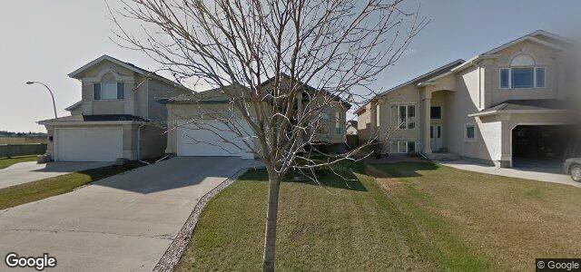 Larawan ng 8 Courland Bay sa Winnipeg, Manitoba