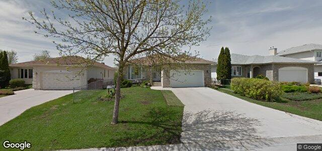 Larawan ng 8 Vistula Way sa Winnipeg, Manitoba