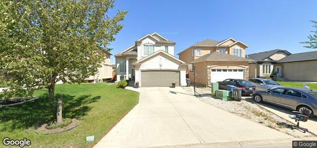 Photo of 9 Amber Trail in Winnipeg, Manitoba