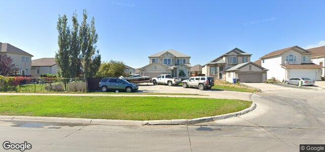 Larawan ng 90 Strasbourg Drive sa Winnipeg, Manitoba