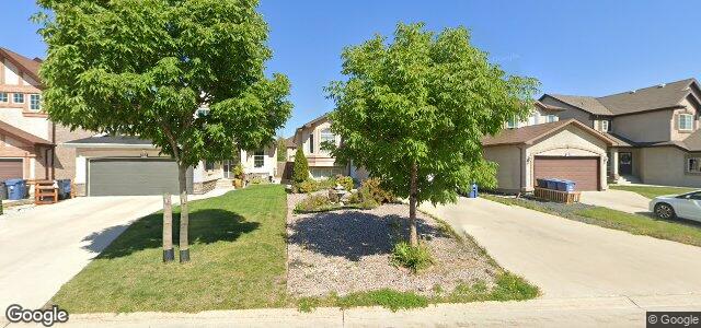 Larawan ng 92 Amberstone Road sa Winnipeg, Manitoba