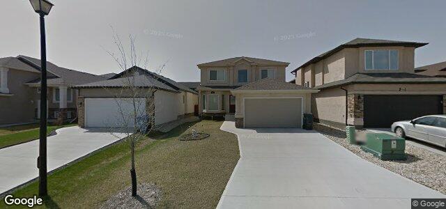 Larawan ng 92 Innsbruck Way sa Winnipeg, Manitoba