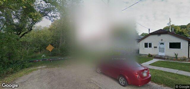 Larawan ng 529 Deniset Street sa Winnipeg, Manitoba