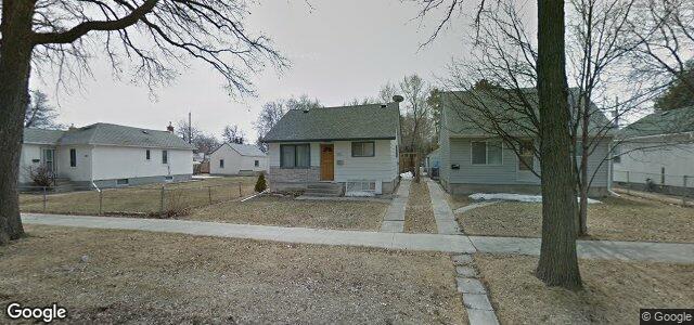 Larawan ng 582 Deniset Street sa Winnipeg, Manitoba