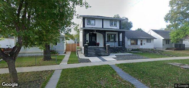 Larawan ng 584 Deniset Street sa Winnipeg, Manitoba