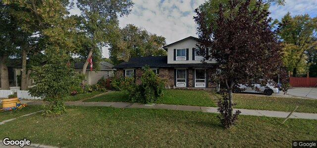 Larawan ng 595 Deniset Street sa Winnipeg, Manitoba
