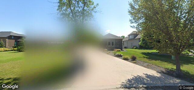 Larawan ng 10 Prairie Oaks Cove sa Winnipeg, Manitoba