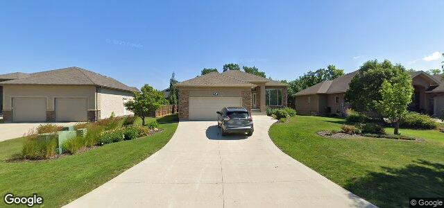 Larawan ng 15 Mossy Oaks Cove sa Winnipeg, Manitoba