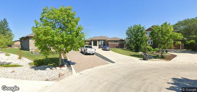 Larawan ng 18 Bur Oaks Cove sa Winnipeg, Manitoba