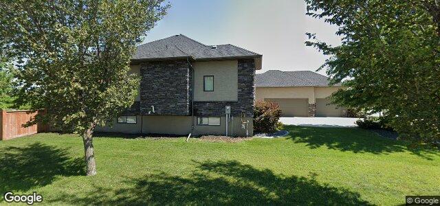 Larawan ng 2 Blue Oaks Cove sa Winnipeg, Manitoba