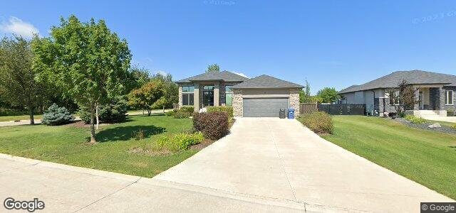 Larawan ng 2 Grand Oaks Cove sa Winnipeg, Manitoba