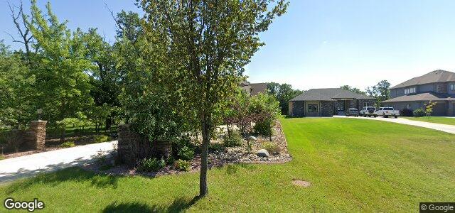 Larawan ng 242 Oak Forest Crescent sa Winnipeg, Manitoba