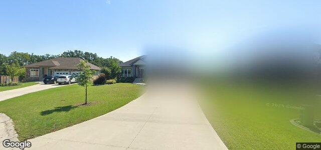 Larawan ng 34 Bur Oaks Cove sa Winnipeg, Manitoba