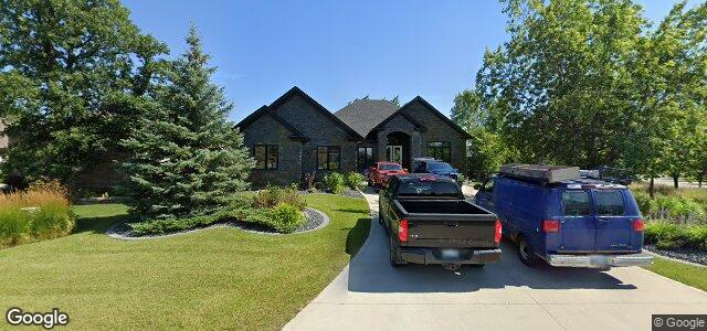 Larawan ng 7 Hidden Oaks Cove sa Winnipeg, Manitoba