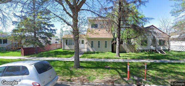 Larawan ng 1021 Rosemount Avenue sa Winnipeg, Manitoba
