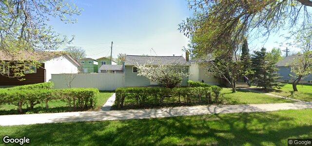 Larawan ng 1040 Rosemount Avenue sa Winnipeg, Manitoba