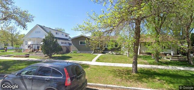 Photo of 1045 Rosemount Avenue in Winnipeg, Manitoba