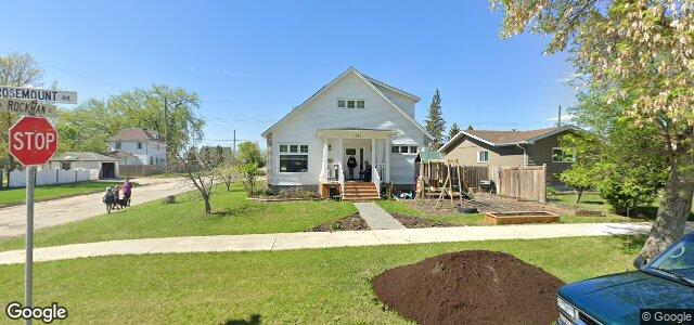 Larawan ng 1051 Rosemount Avenue sa Winnipeg, Manitoba