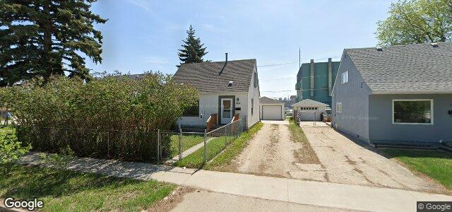 Larawan ng 1104 Somerville Avenue sa Winnipeg, Manitoba