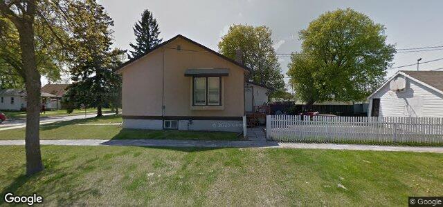 Larawan ng 1201 Windermere Avenue sa Winnipeg, Manitoba