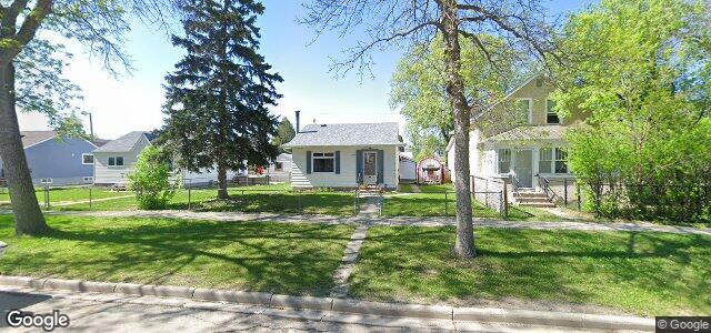 Larawan ng 1205 Rosemount Avenue sa Winnipeg, Manitoba