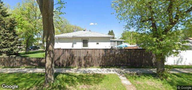 Larawan ng 1338 Rosemount Avenue sa Winnipeg, Manitoba