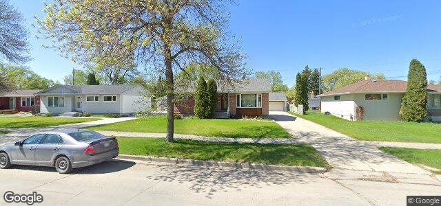 Larawan ng 1403 Somerville Avenue sa Winnipeg, Manitoba