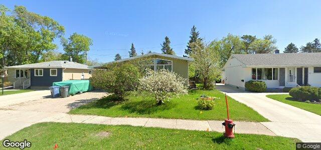 Larawan ng 1404 Somerville Avenue sa Winnipeg, Manitoba