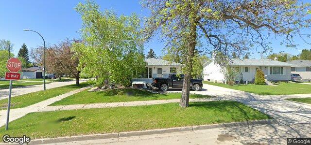 Larawan ng 1433 Somerville Avenue sa Winnipeg, Manitoba